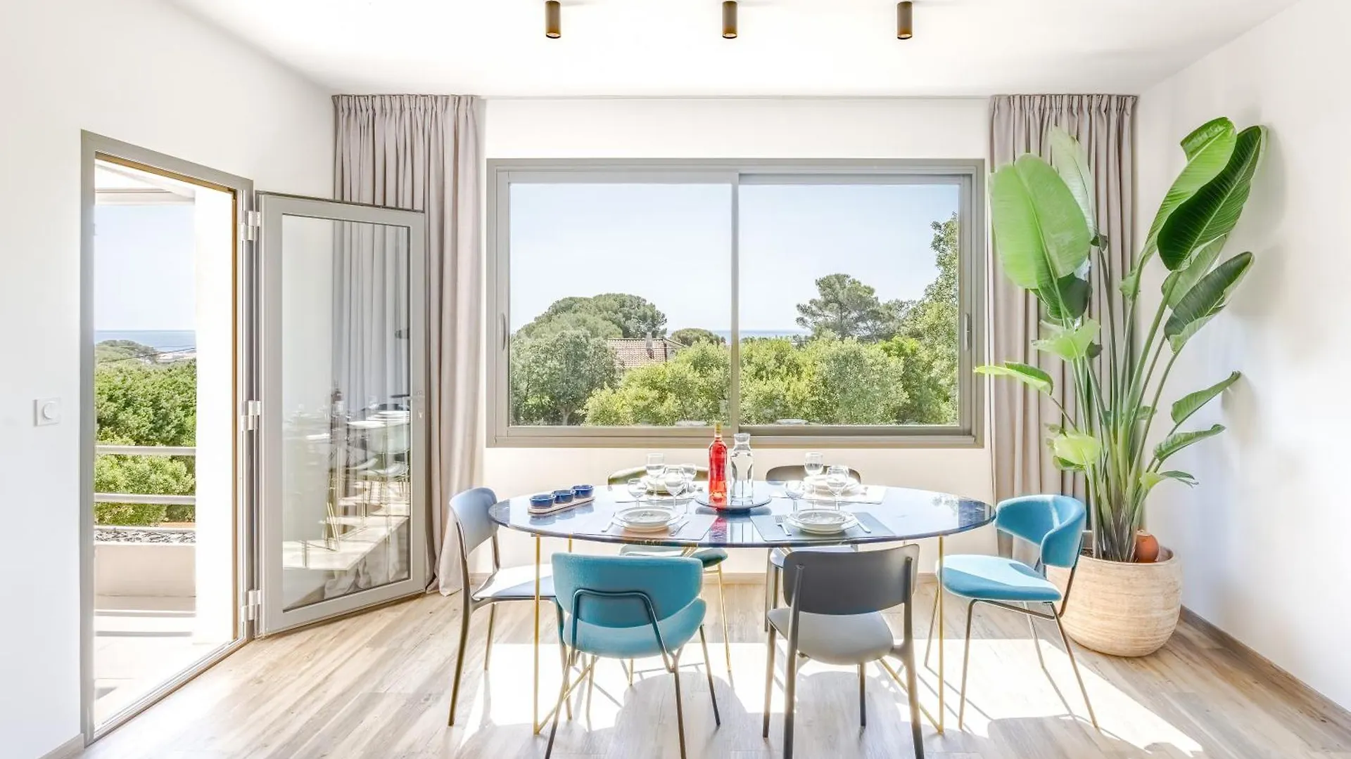 Villa Vue Mer Avec Piscine Privee Pour 4 A 6 Personnes Wifi Saint Aygulf