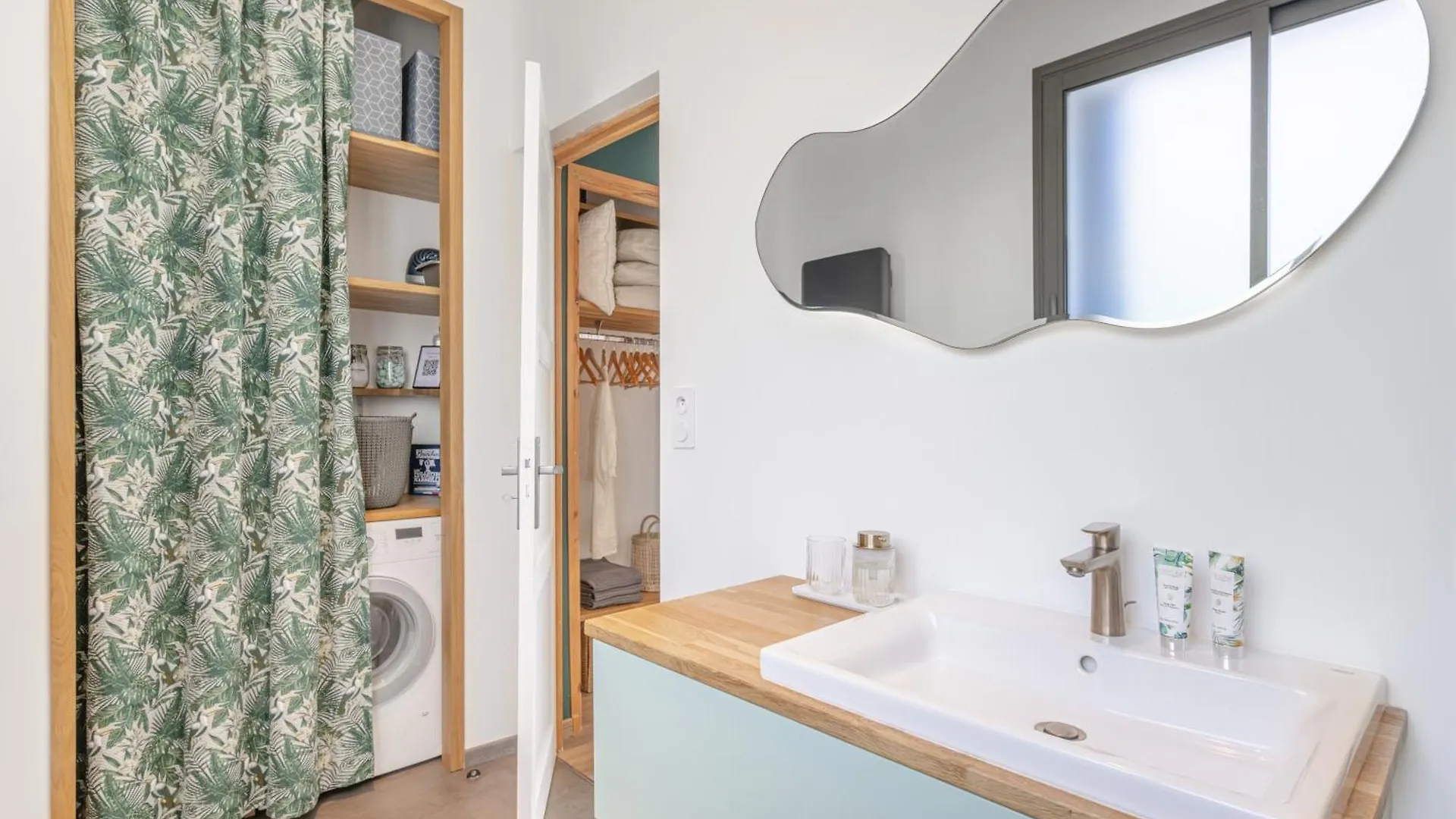 Villa Vue Mer Avec Piscine Privee Pour 4 A 6 Personnes Wifi Saint Aygulf France
