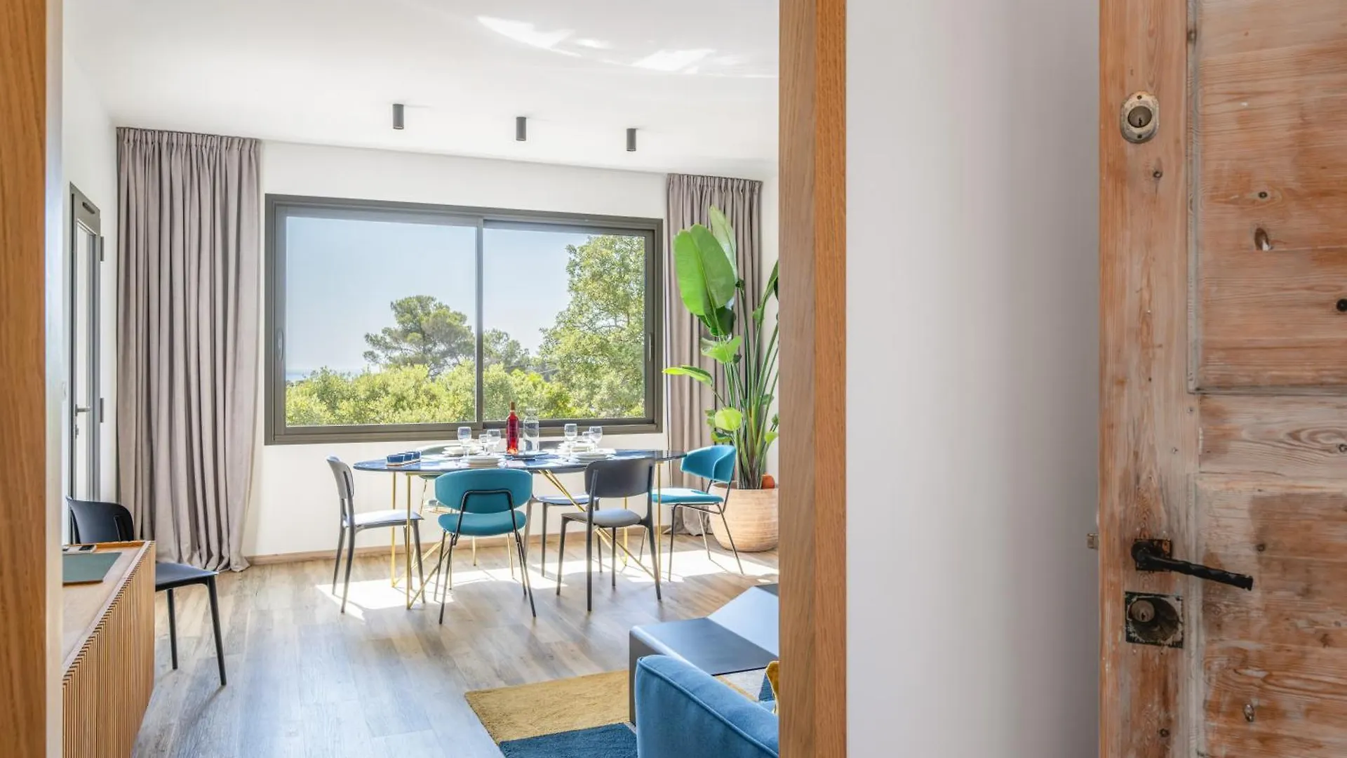 Villa Vue Mer Avec Piscine Privee Pour 4 A 6 Personnes Wifi Saint Aygulf 0*,  France